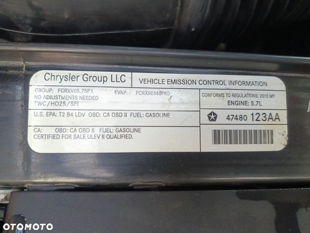 Dodge Challenger - 12