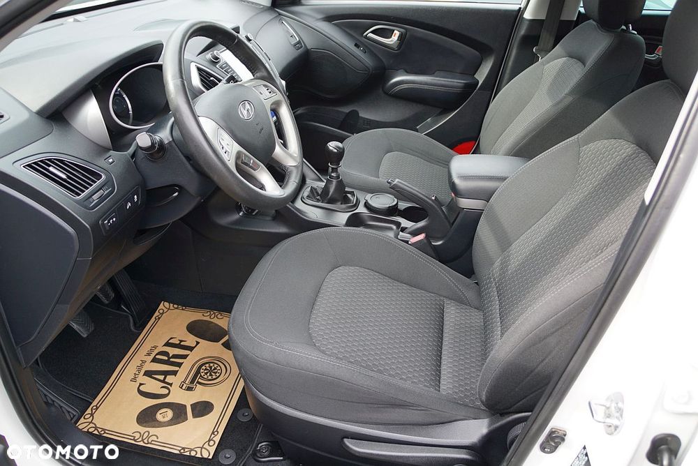 Hyundai ix35 - 13