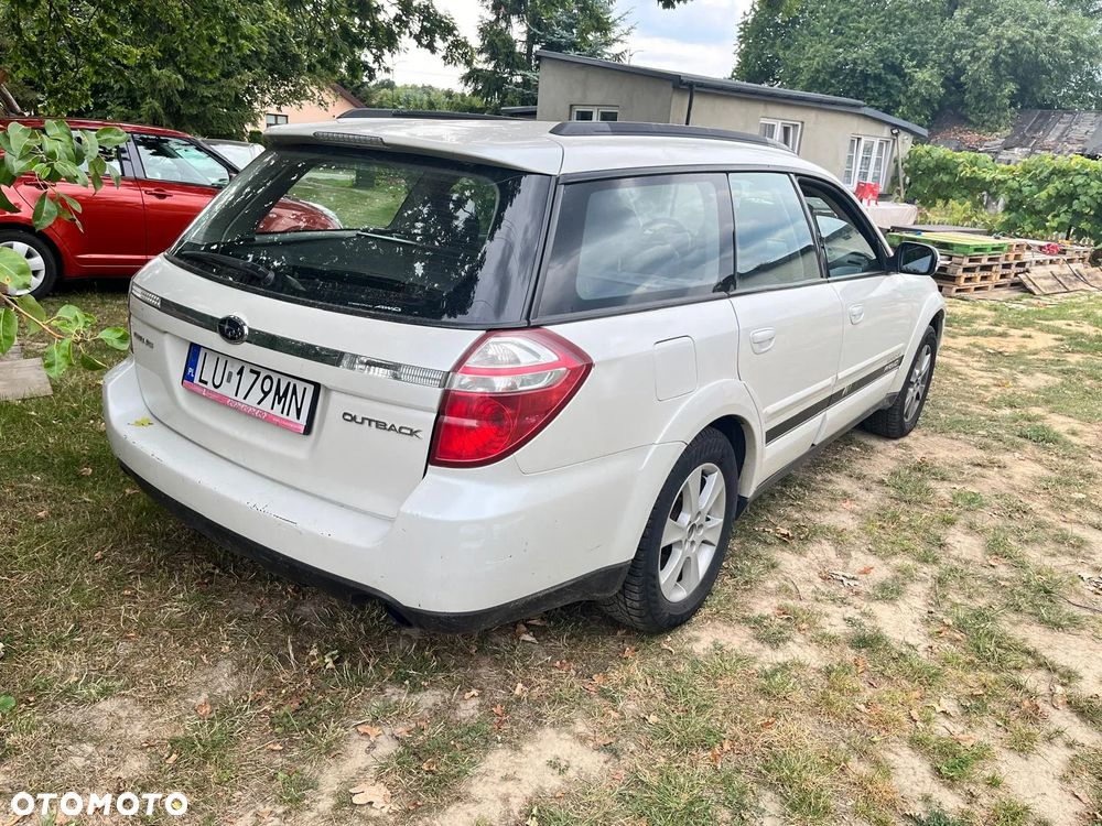 Subaru Outback - 4