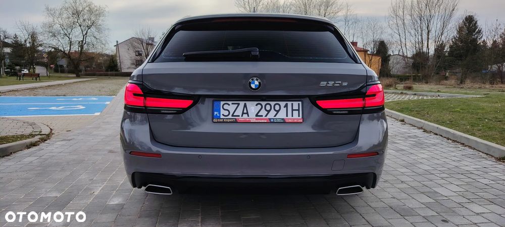 BMW Seria 5 530e Luxury Line sport - 9