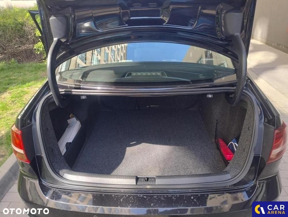 Volkswagen Jetta - 18