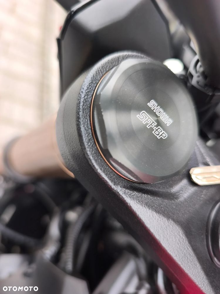Honda CB - 27