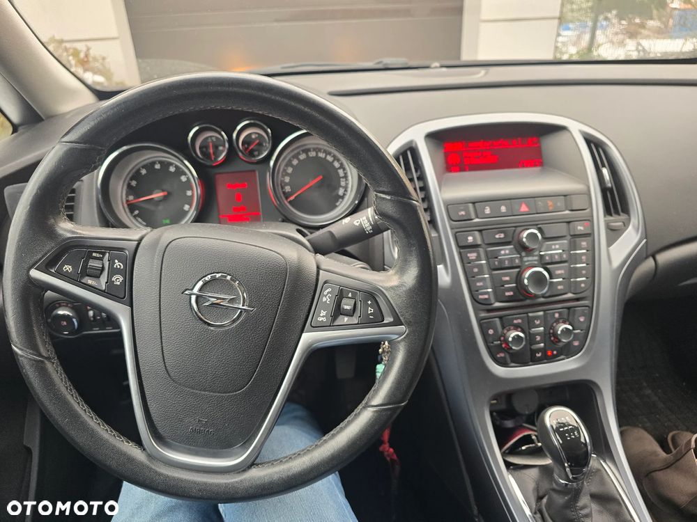 Opel Astra 1.4 T Active EU6 - 5