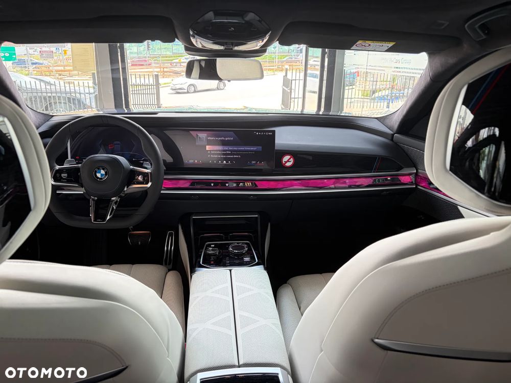 BMW Seria 7 740d xDrive mHEV sport - 17