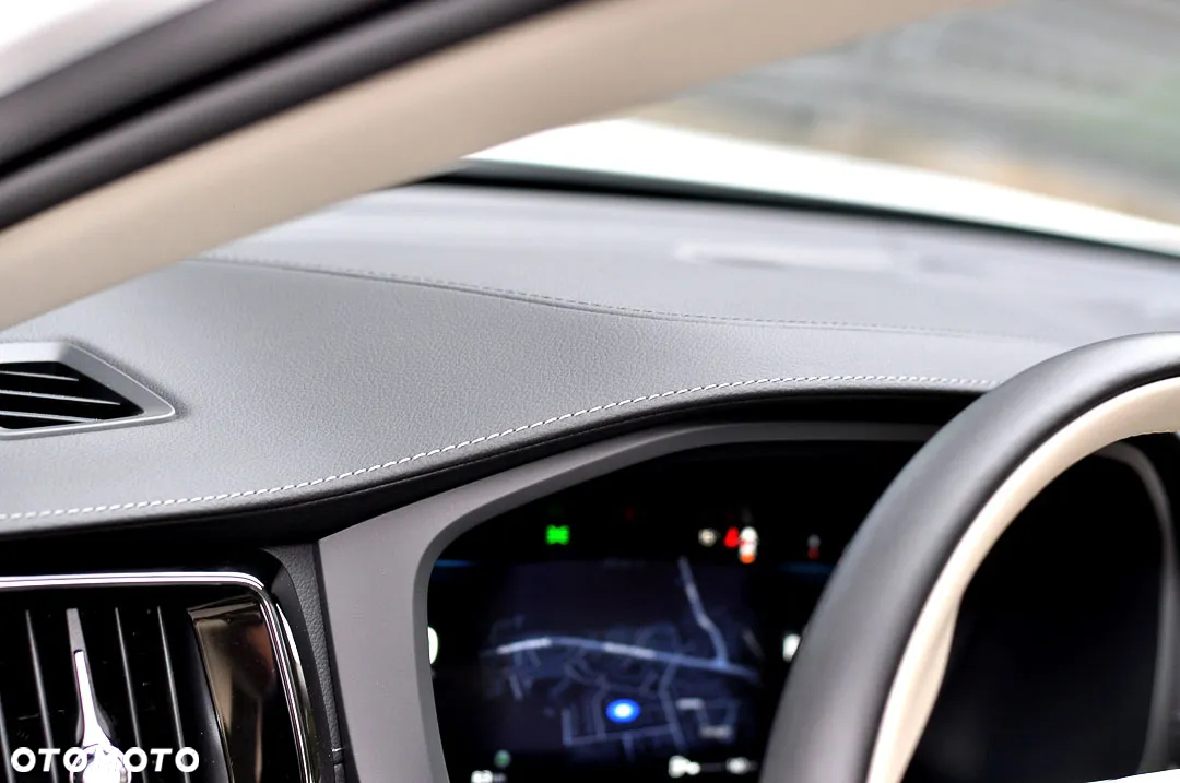 Volvo XC 60 B4 B Geartronic Inscription - 27