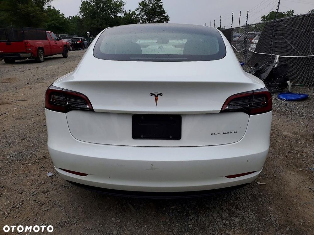 Tesla Model 3 Langstreckenbatterie Allradantrieb Dual Motor - 6