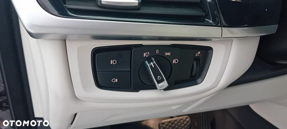 BMW X5 xDrive25d - 13