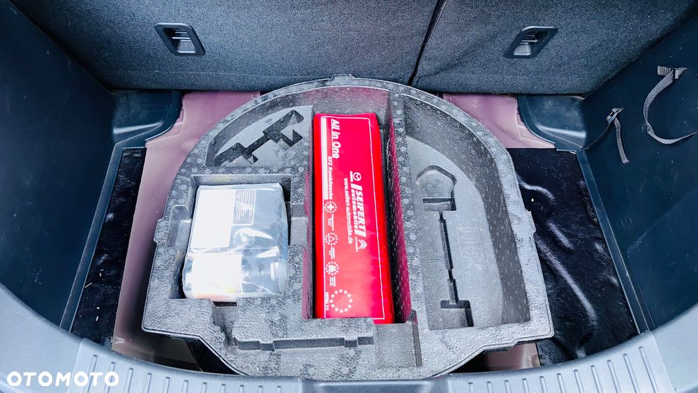 Mazda 2 SKYACTIV-G 90 Center-Line - 8