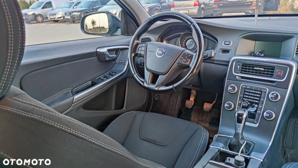 Volvo V60 D4 Drive-E Kinetic - 14