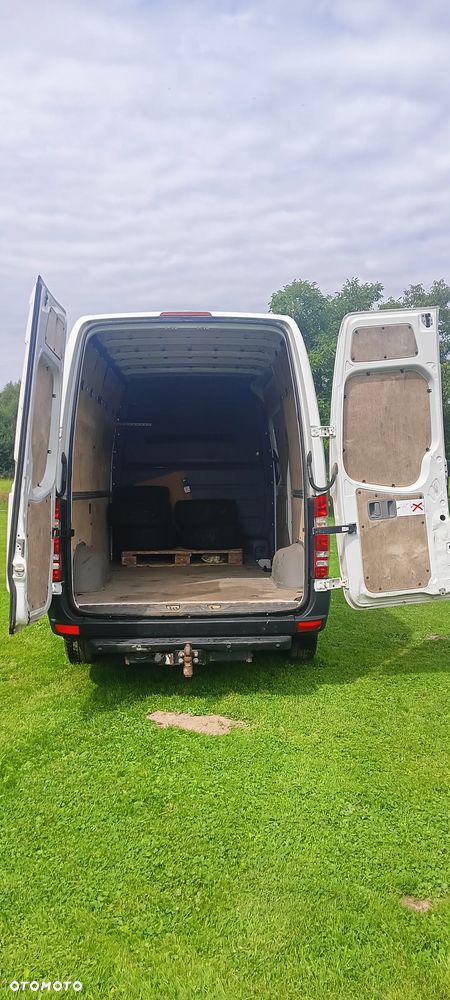 Mercedes-Benz Sprinter - 8