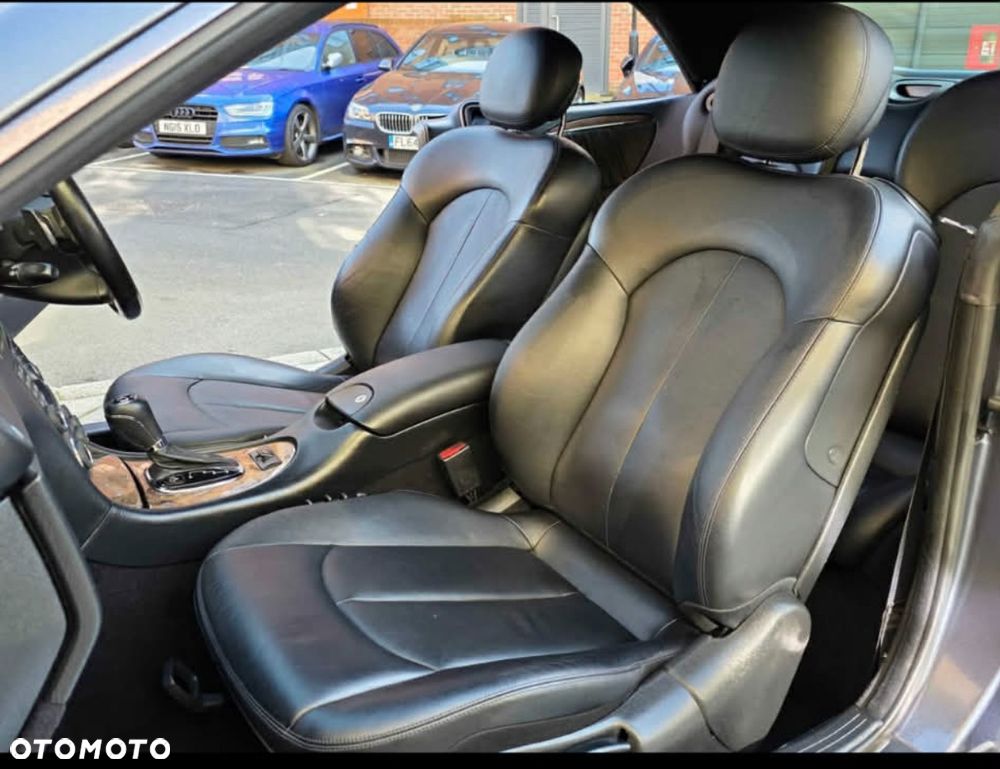 Mercedes-Benz CLK - 9