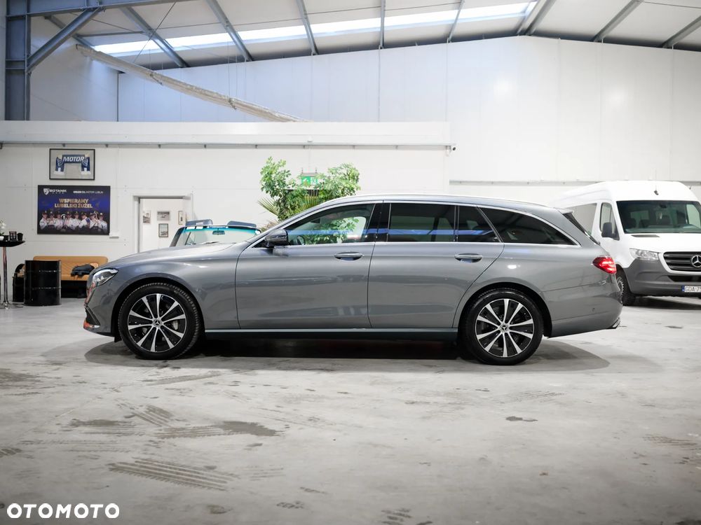 Mercedes-Benz Klasa E 300 de Avantgarde - 6