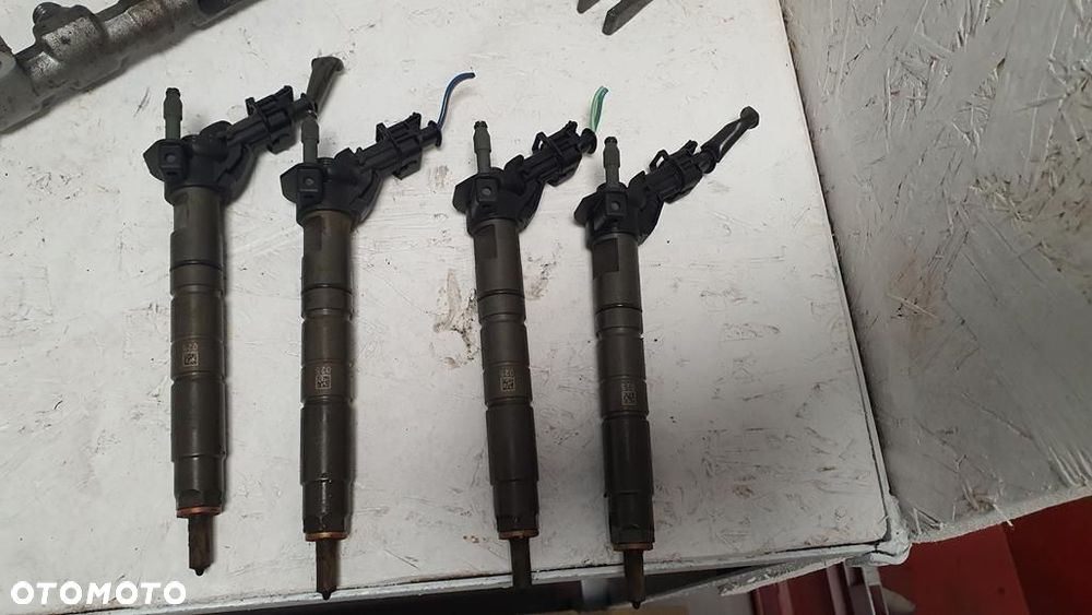 HONDA CIVIC IX ACCORD VIII 2.2 I-DTEC WTRYSKIWACZE KOMPLET