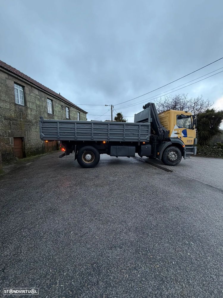 Mercedes Benz 1828 - 4