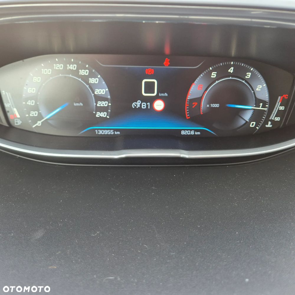 Peugeot 3008 PureTech 130 Stop & Start GPF Allure - 17