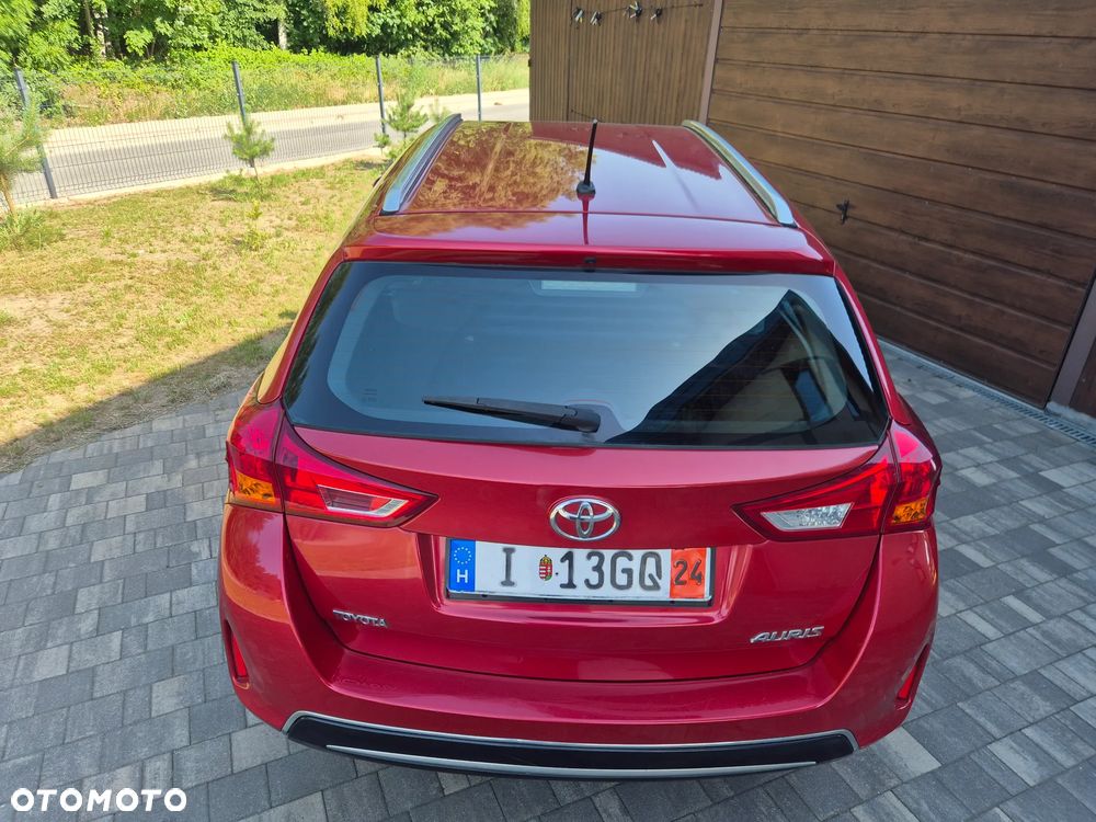 Toyota Auris - 12
