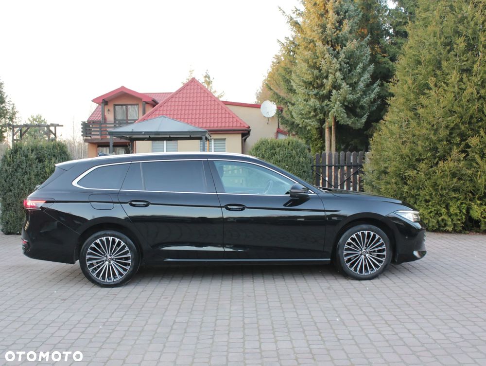Volkswagen Passat 2.0 TDI EVO Elegance DSG - 9