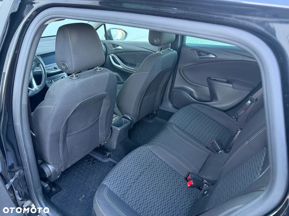 Opel Astra 1.6 D (CDTI) Start/Stop Innovation - 21
