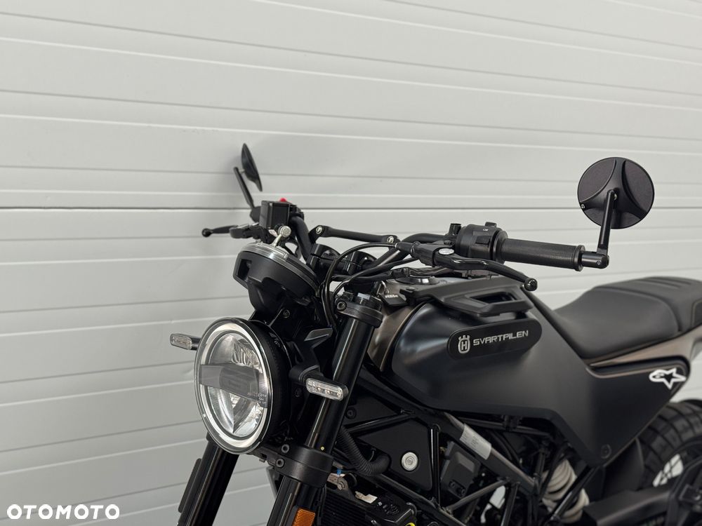 Husqvarna Svartpilen - 16