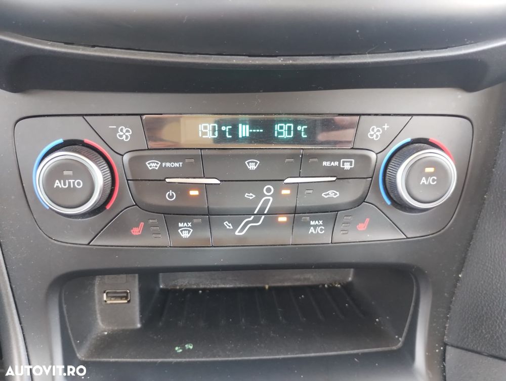 Ford Focus 1.0 EcoBoost Trend Edition - 10