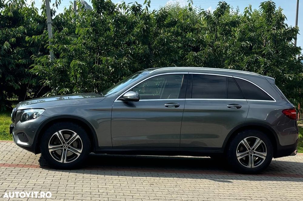 MERCEDES-BENZ GLC