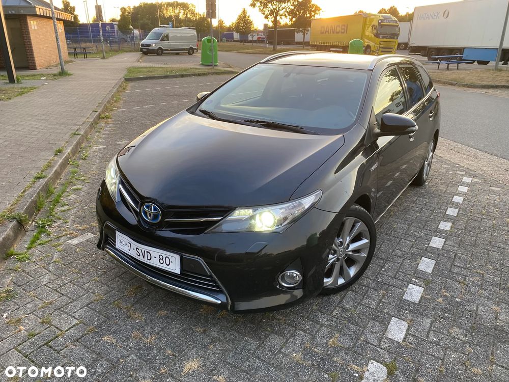 Toyota Auris - 2