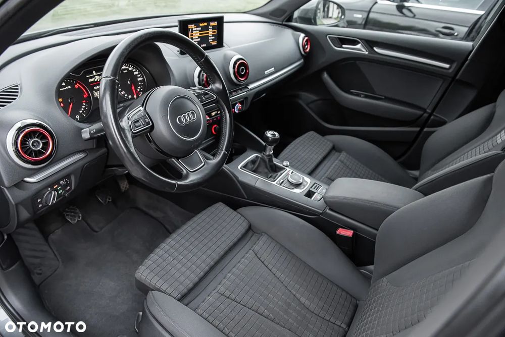 Audi A3 Sportback 2.0 TDI (clean diesel) S line Sportpaket - 17