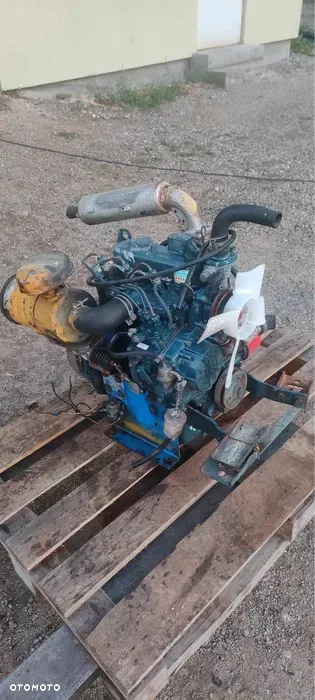 Silnik silniki Kubota D905-E mini koparka walec yanmar kubota komatsu