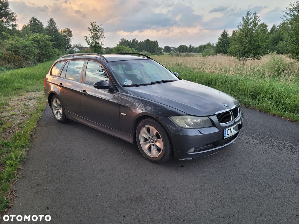 BMW Seria 3 - 1
