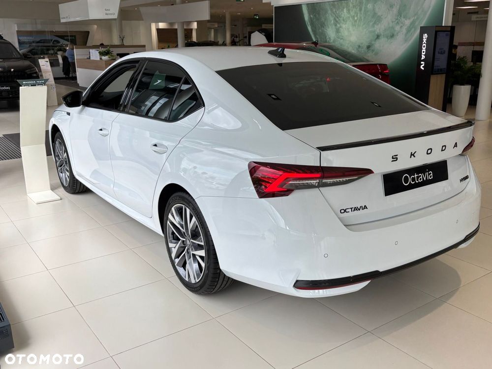 Skoda Octavia - 11