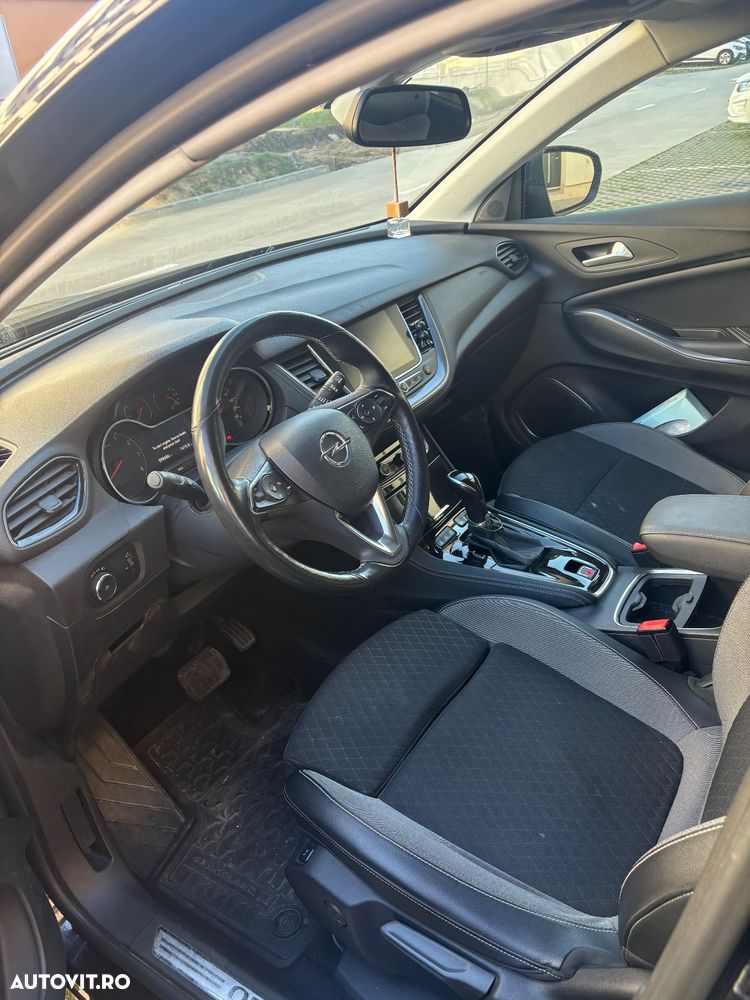 Opel Grandland X 1.2 Turbo START/STOP Innovation Aut. - 4