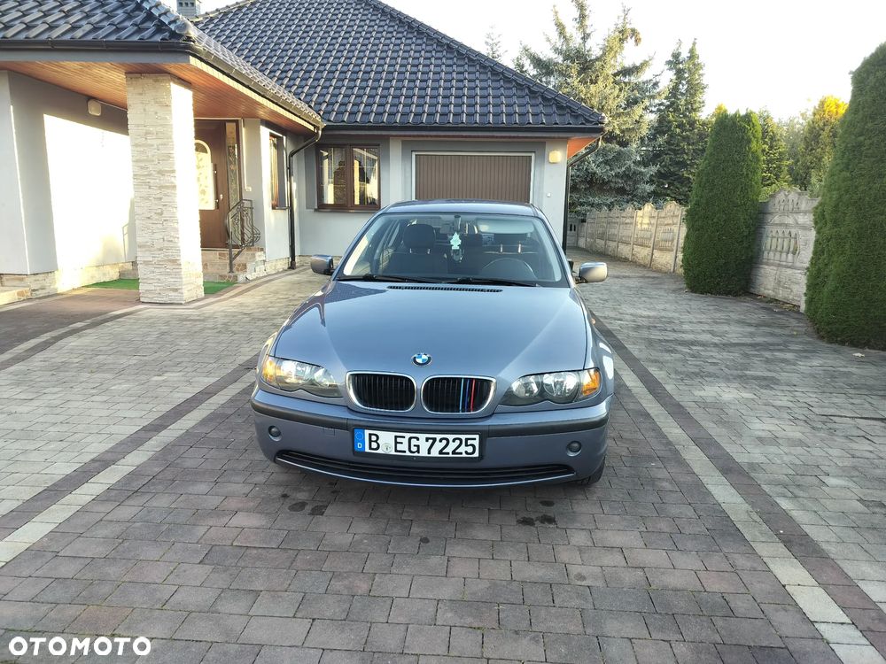 BMW 3 Series 2004 photo 4