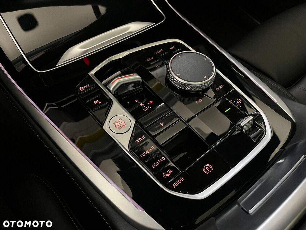 BMW X7 - 19