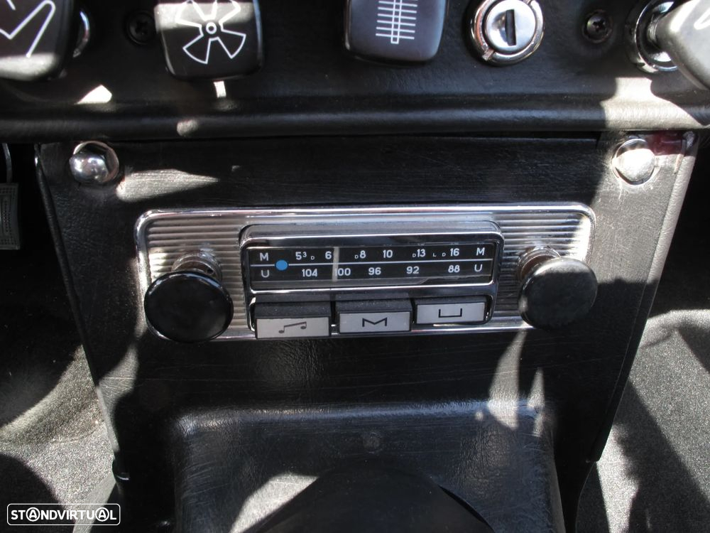 Triumph TR6 - 14