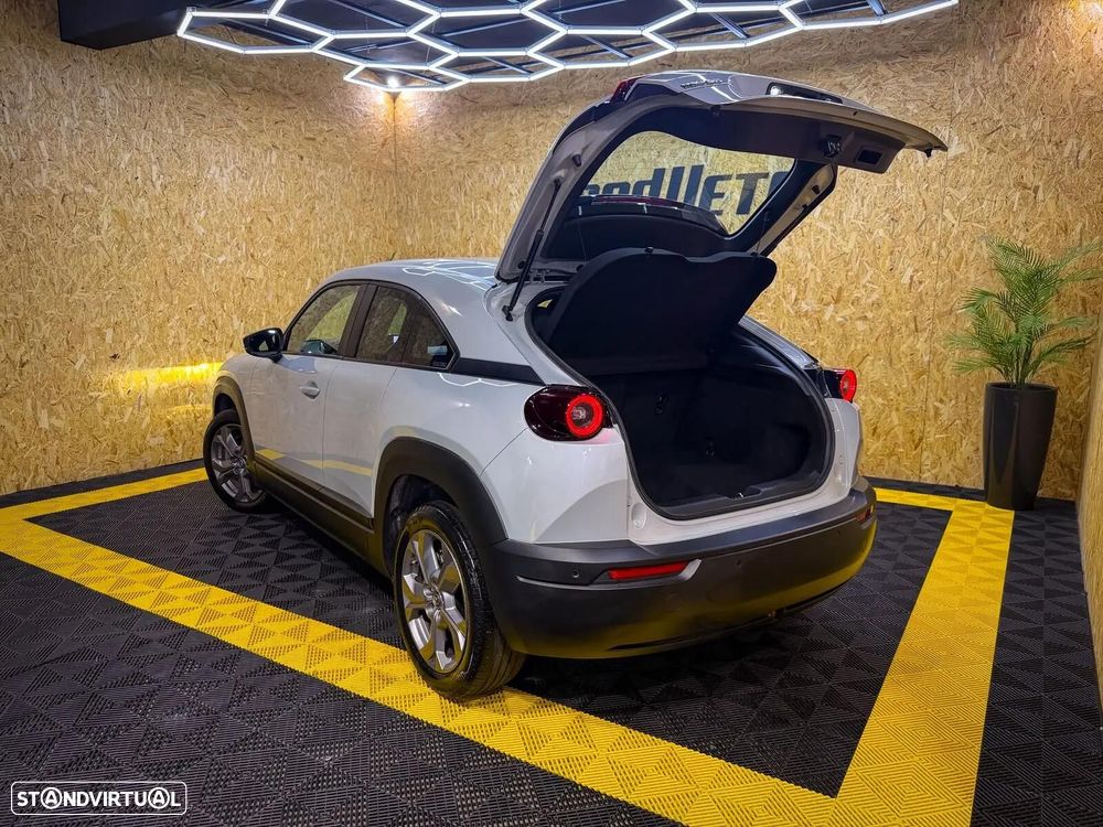 Mazda MX-30 e-SKYACTIV Exclusve-Line - 31