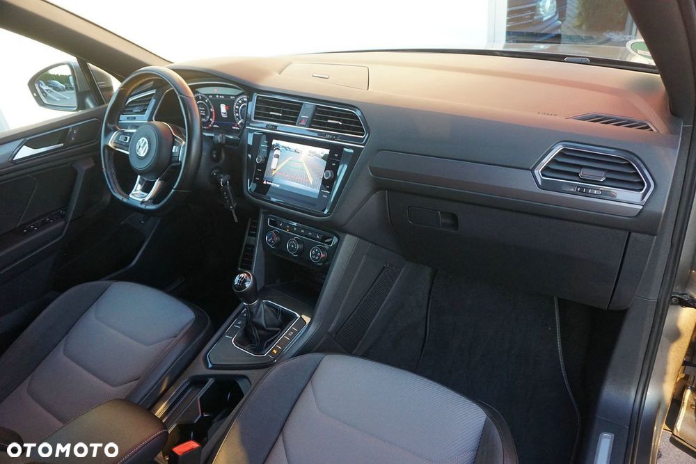 Volkswagen Tiguan Allspace 2.0 TDI SCR Life - 32