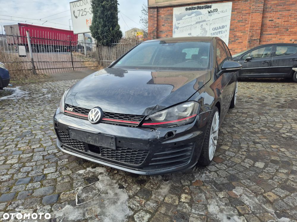 Volkswagen Golf GTI BlueMotion Technology - 12