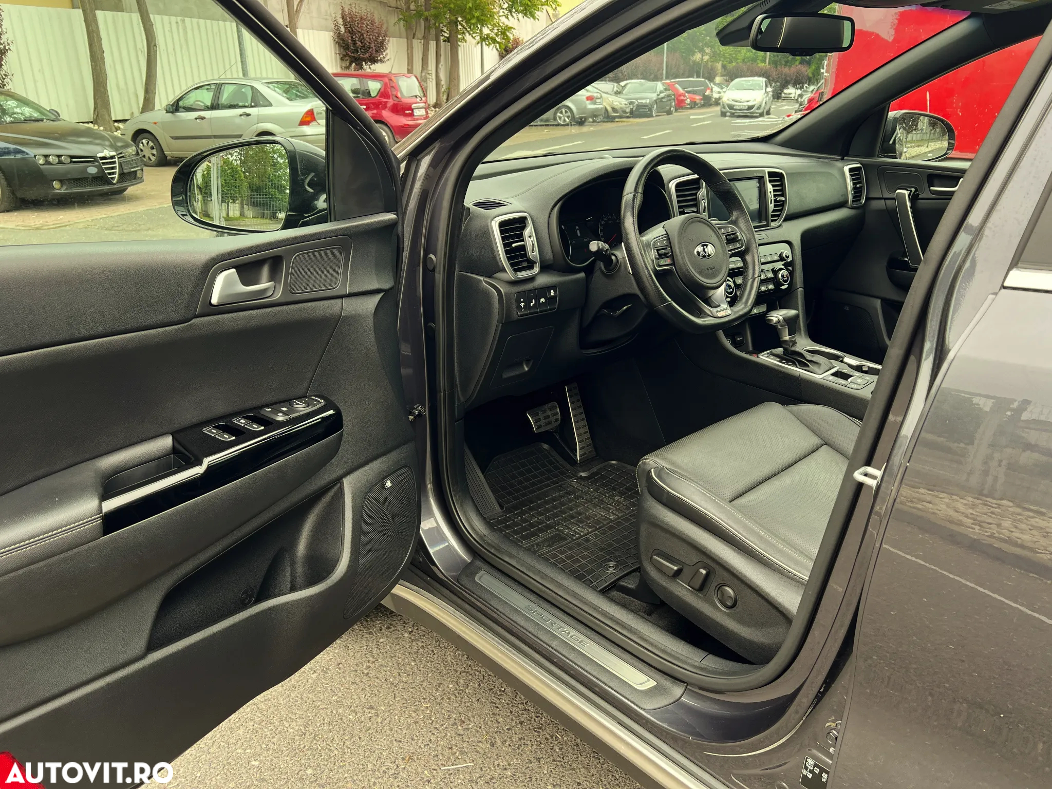 Kia Sportage 1.6 T-GDI AWD Aut. GT Line - 13
