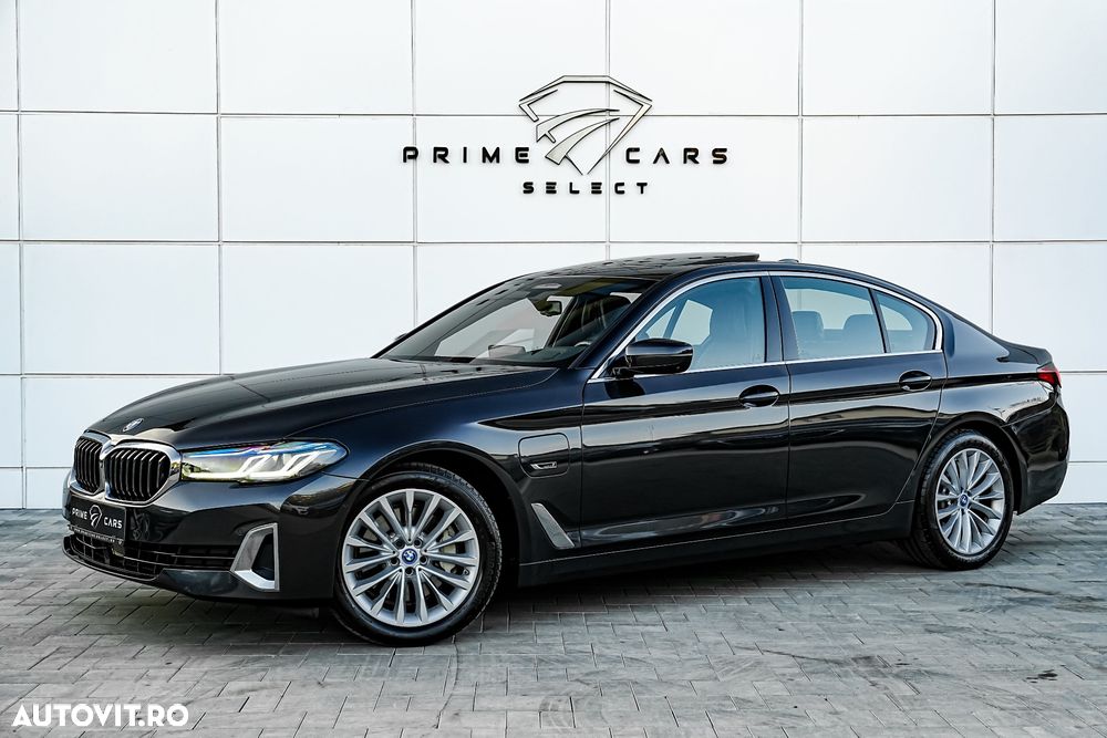 BMW Seria 5 530e Aut. Luxury Line - 23