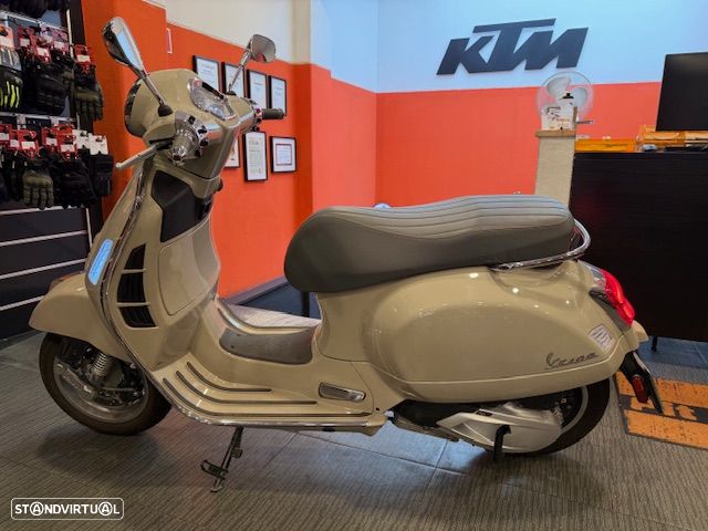 Vespa GTS Super base - 4