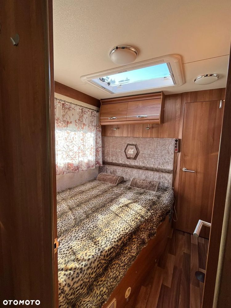 Mercedes-Benz Sprinter - 21
