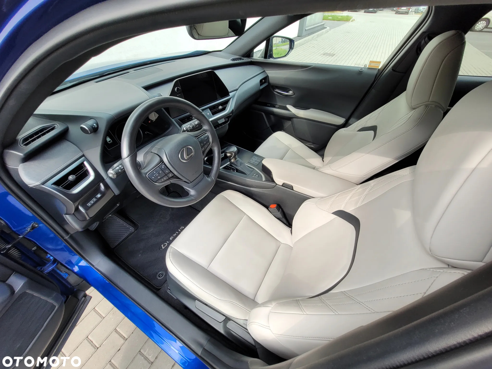 Lexus UX 200 GPF F Sport Design 2WD - 3