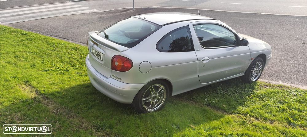 Renault Mégane Grand Coupe - 5