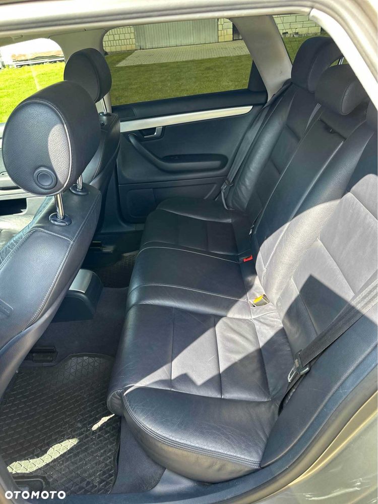 Audi A4 Avant - 8