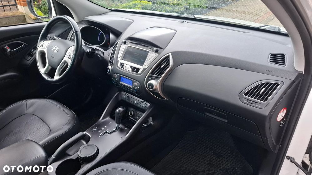 Hyundai ix35 2.0 CRDi 4WD Automatik Finale Gold - 12