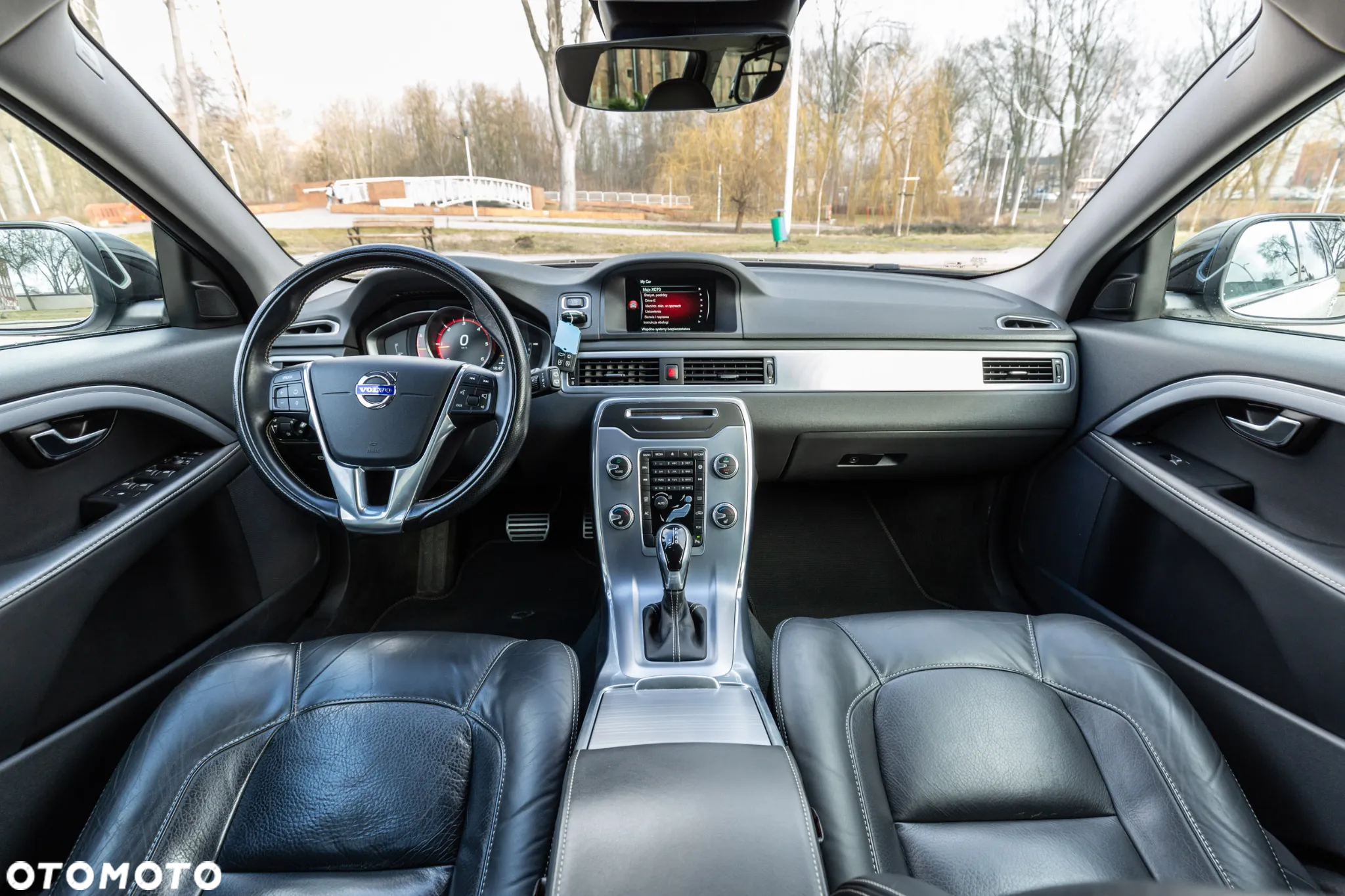 Volvo XC 70 D4 Geartronic Linje Svart - 14