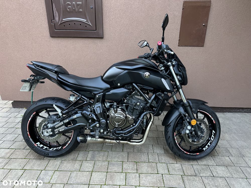 Yamaha MT - 1