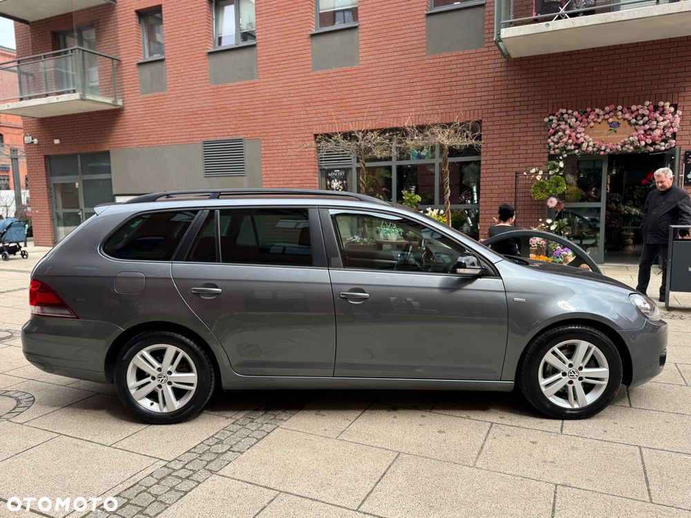 Volkswagen Golf 1.6 TDI DPF BlueMotion Technology MATCH - 2