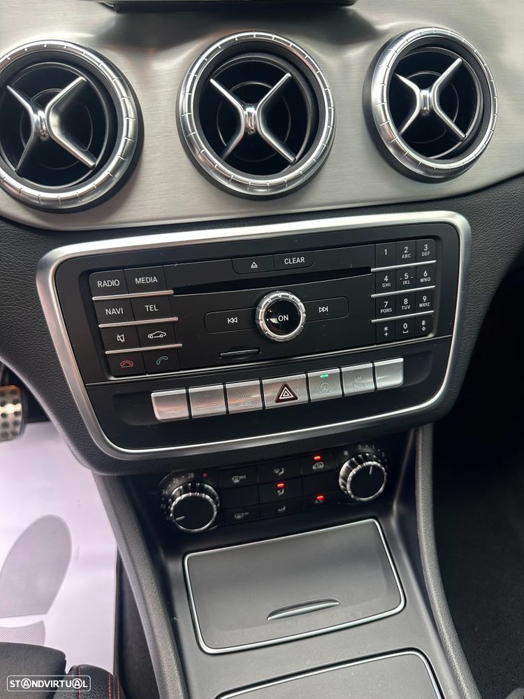 Mercedes-Benz CLA 200 - 12