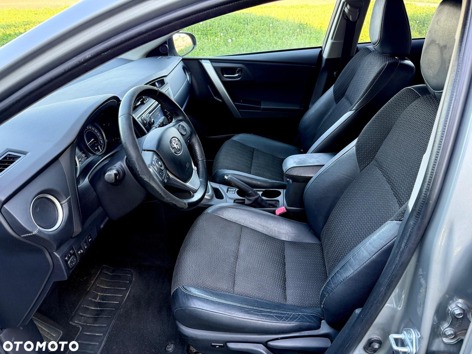 Toyota Auris - 20
